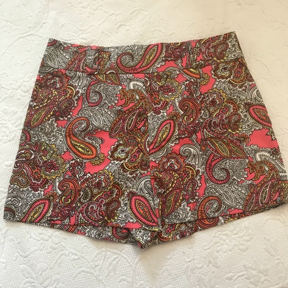 High waisted paisley shorts - Picture 2 of 5